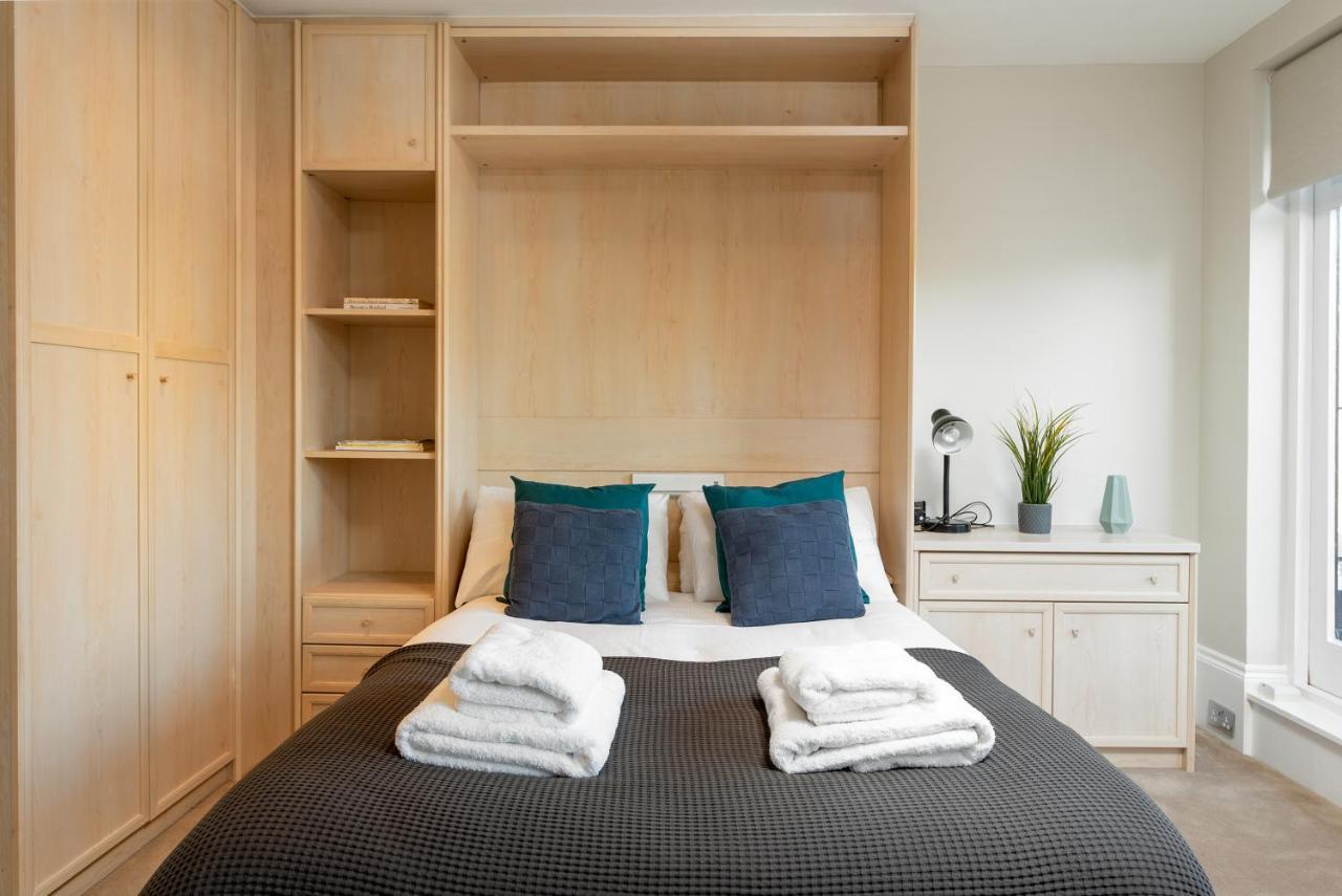 Capital Sloane Street Studio With Balcony London Eksteriør bilde